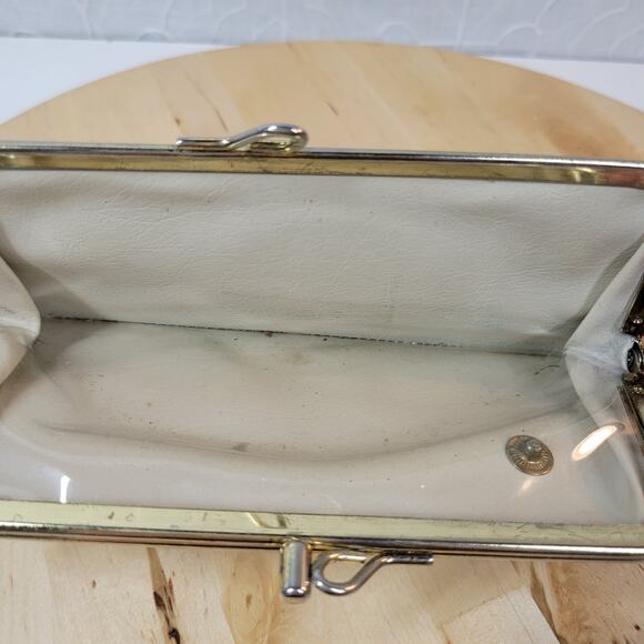 Vintage Ladies Wallet 8" Cream Beige Velvet Cowhide Gold Kiss Lock Checkbook - Picture 13 of 13